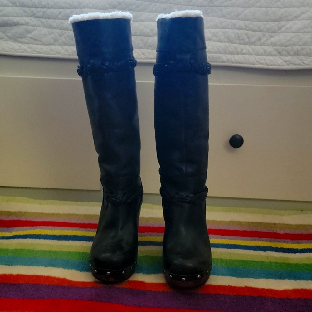 UGG SaVaNNa BLaCK LeaTHeR CloG BooTs SiZe 7